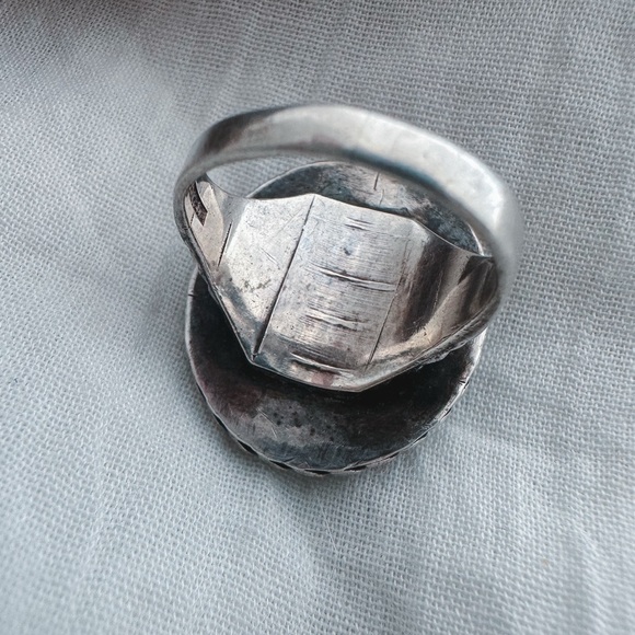 Vintage Size 7 turquoise and silver ring - Picture 3 of 4